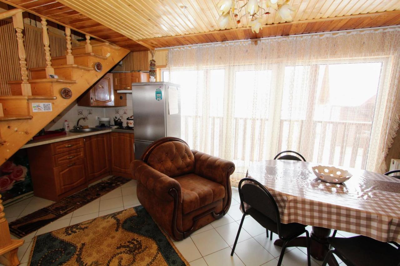 Котедж "Карпатський Краєвид" Yaremche Exterior photo